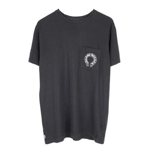 CHROME HEARTS HORSESHOE T-BAR POCKET TEE