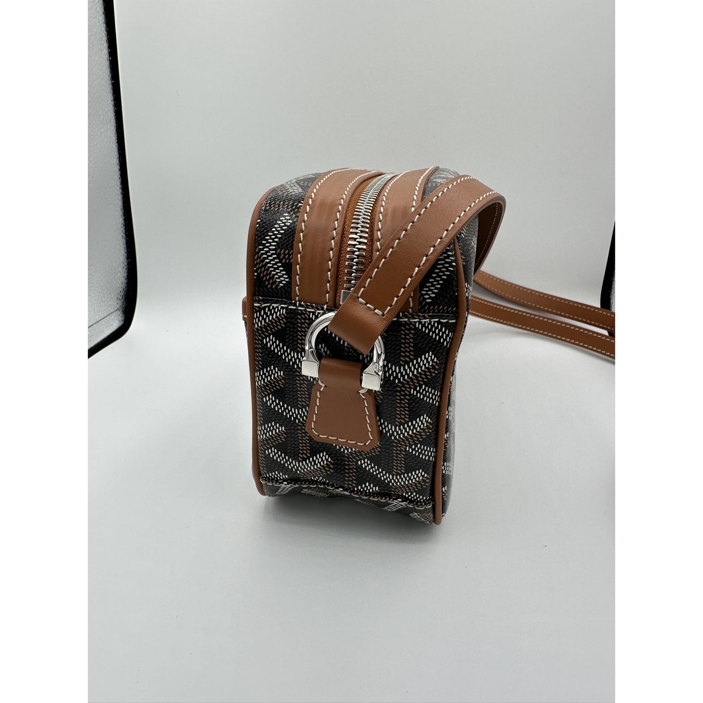 GOYARD CAP VERT CAMERA BAG TAN