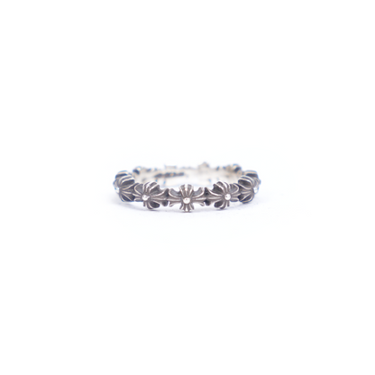CHROME HEARTS TINY E RING