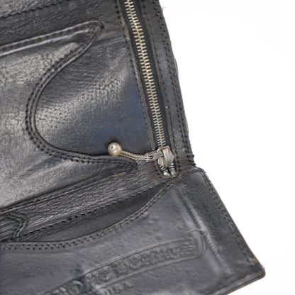 CHROME HEARTS TRIPLE FOLD CEMETERY CROSS PATCH HEART WALLET