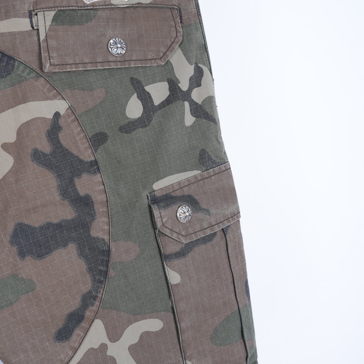 CHROME HEARTS CAMO SHORTS