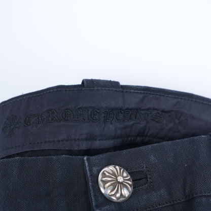 CHROME HEARTS FLOODED CROSS PATCH CARPENTER SHORTS