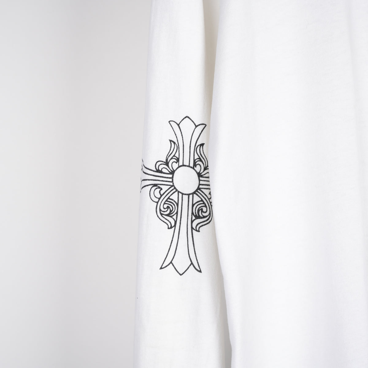 CHROME HEARTS VINTAGE WHITE HORSESHOE FLORAL CROSS POCKET LONG SLEEVE