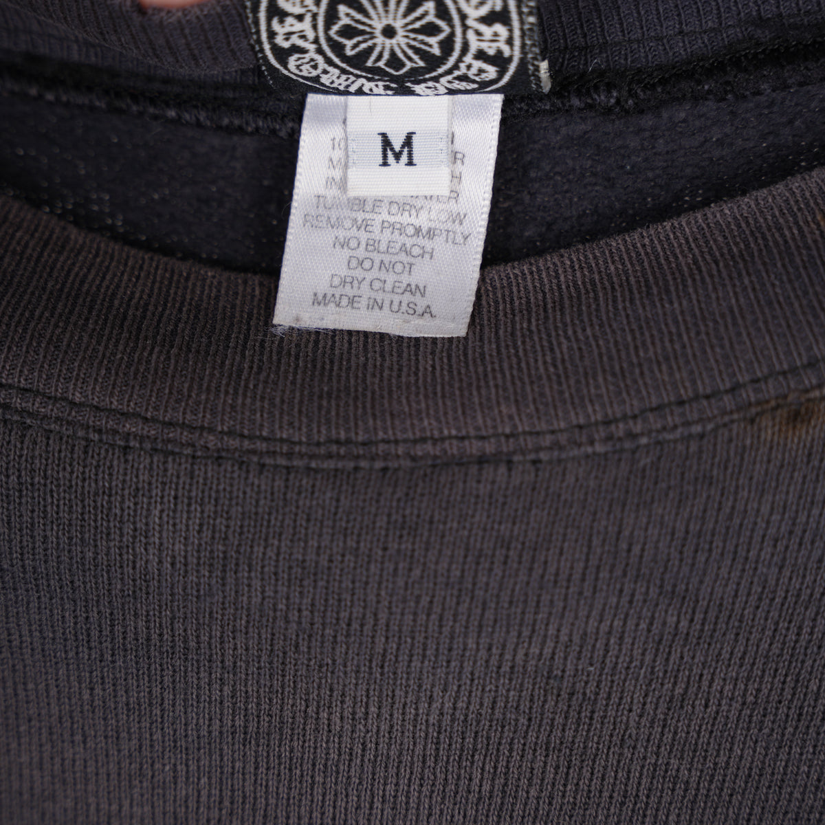 CHROME HEARTS VINTAGE FADED HORSESHOE CREWNECK