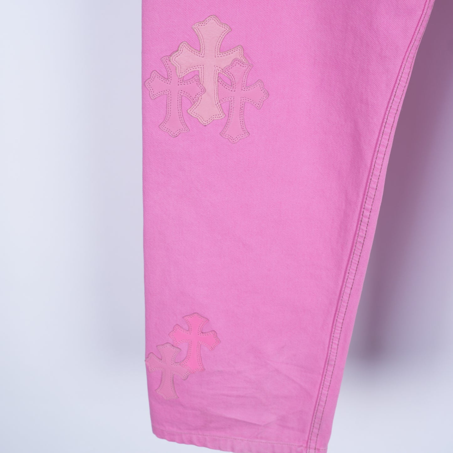 CHROME HEARTS PINK SEX RECORDS CROSS PATCH JEANS