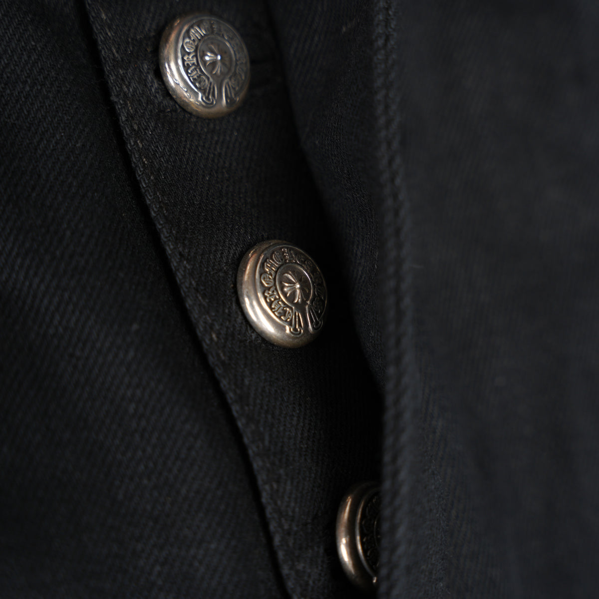 CHROME HEARTS BLACK KS CUT SELVEDGE DENIM