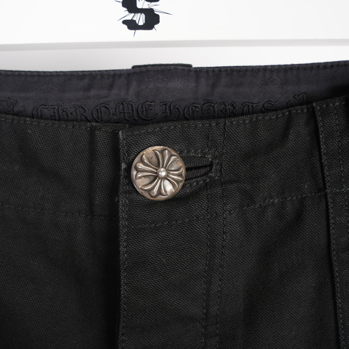 CHROME HEARTS BLACK CROSS PATCH FATIGUE PANTS