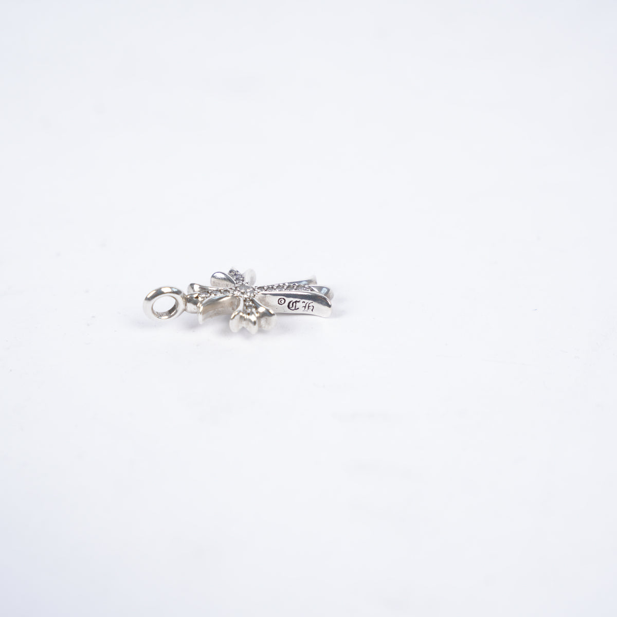 CHROME HEARTS DIAMOND TINY CROSS PENDANT