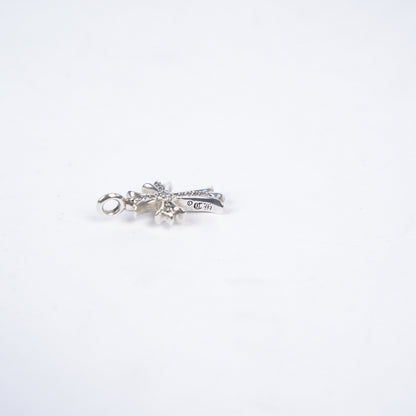 CHROME HEARTS DIAMOND TINY CROSS PENDANT