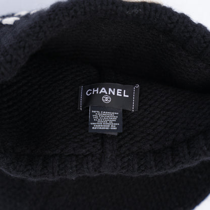 CHANEL KNITTED LOGO BEANIE