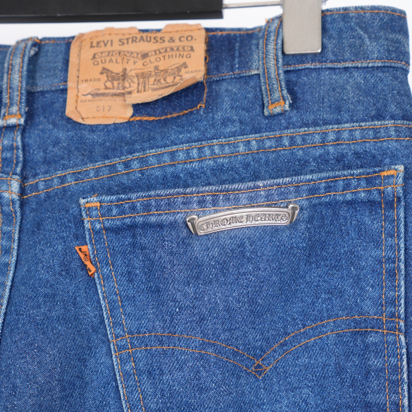 CHROME HEARTS BLACK PATCH DARK WASH LEVIS 517