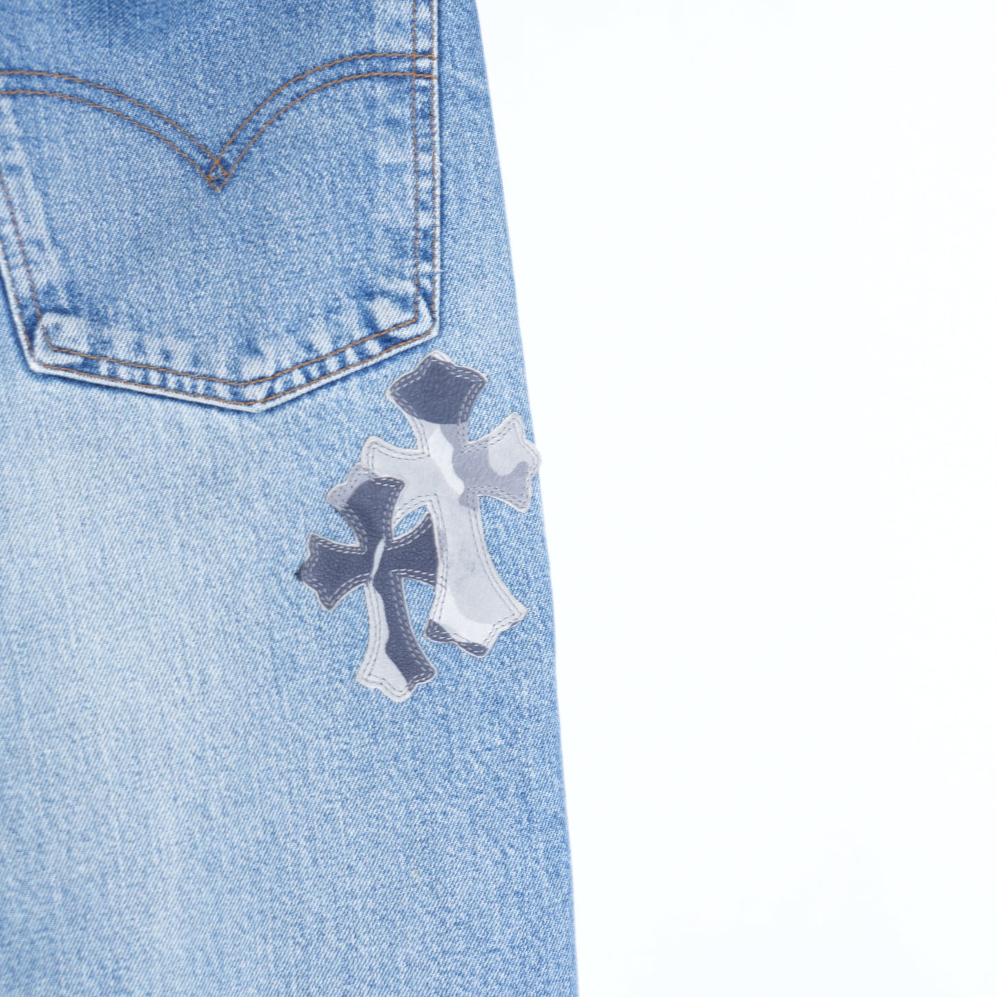 CHROME HEARTS SNOW CAMO 501 LEVI