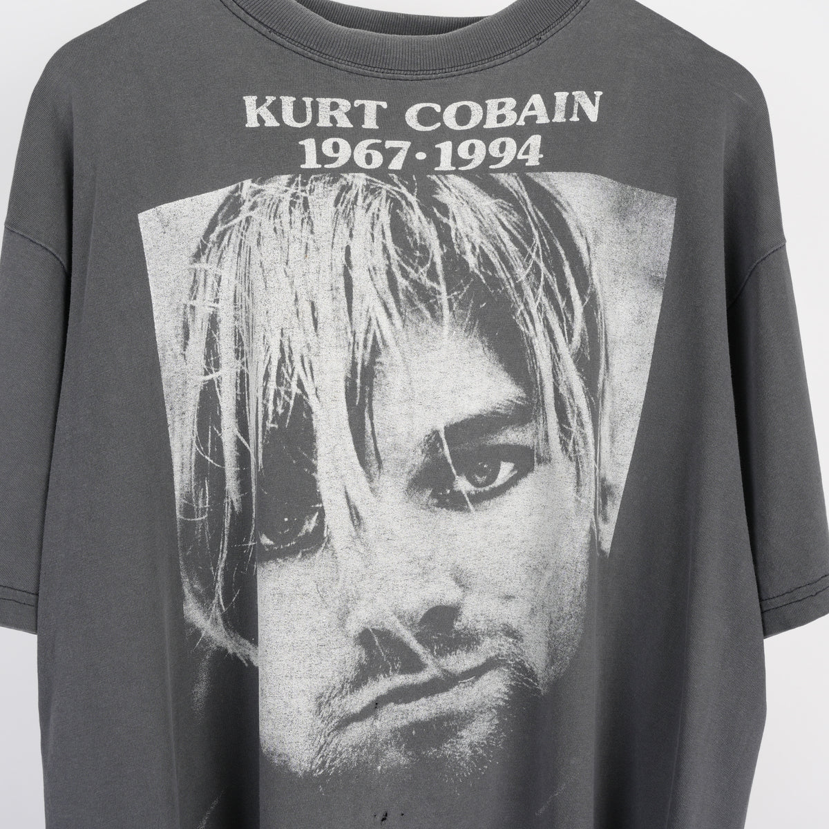 VINTAGE FADED KURT COBAIN EURO BOOTLEG MEMORIAL TEE