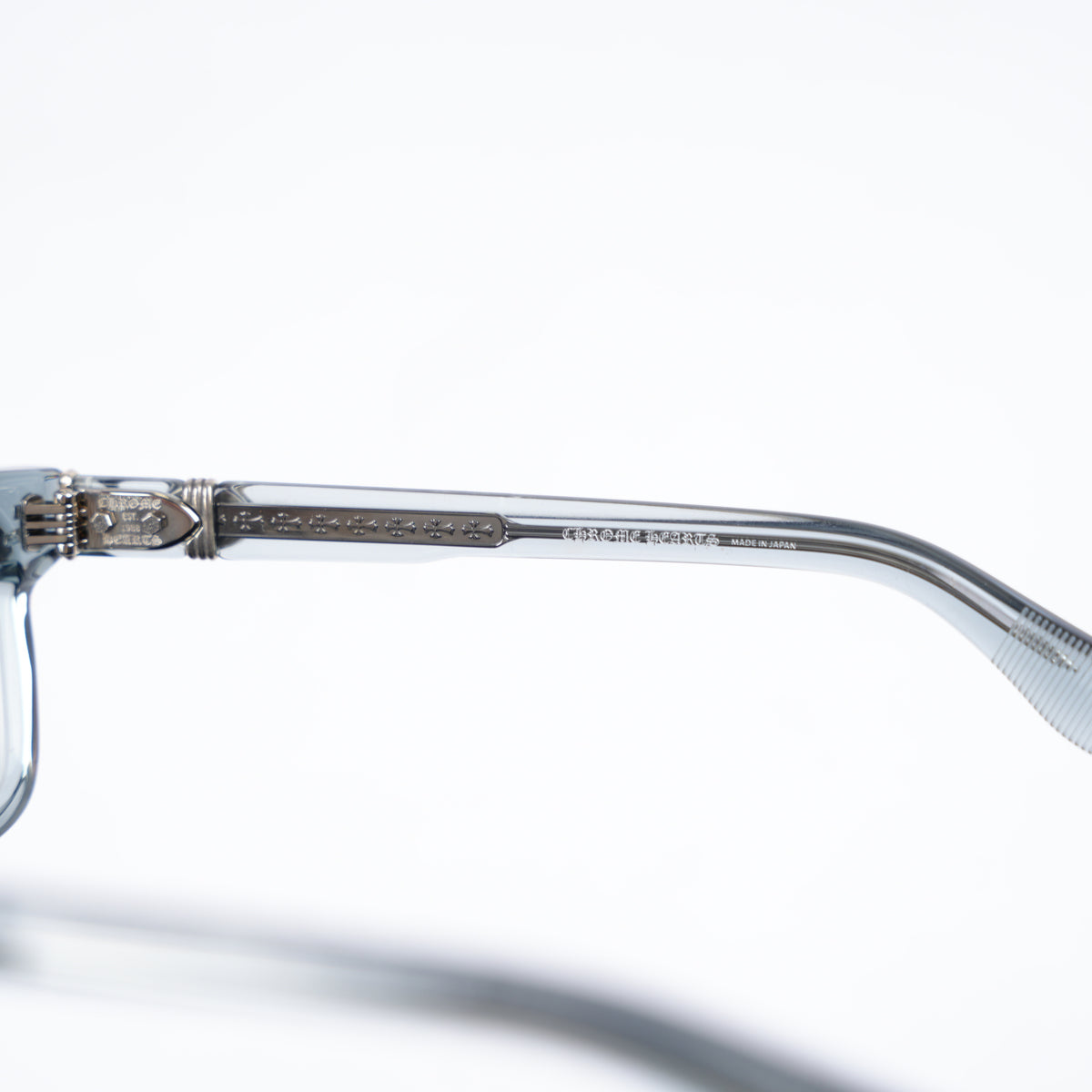 CHROME HEARTS CLEAR BLUE CELIBUSSY GLASSES