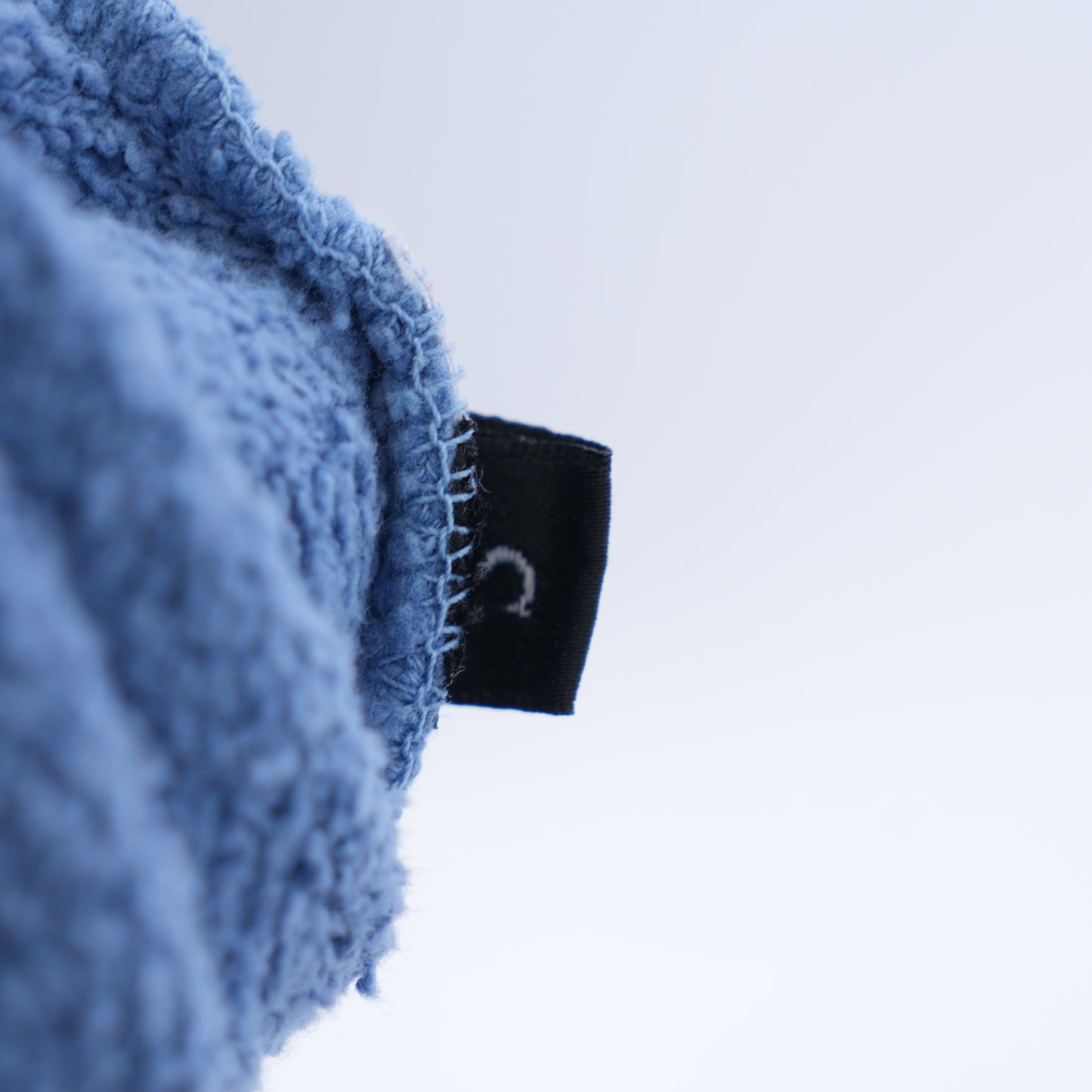 ERD NUN SWEATER