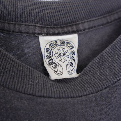 CHROME HEARTS VINTAGE SCROLL LOGO TOKYO POCKET TEE