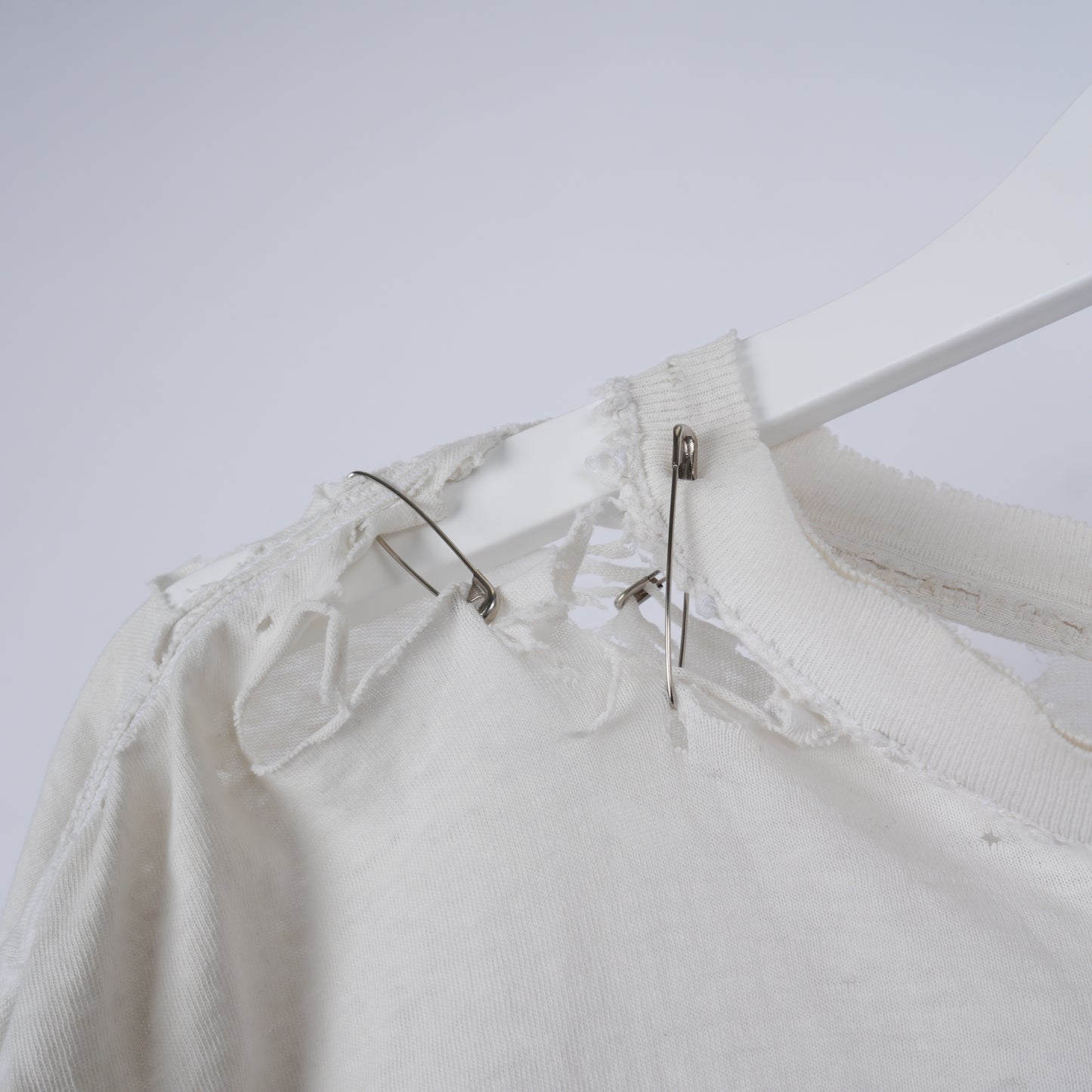 VINTAGE THRASHED PINK FLOYD T-SHIRT