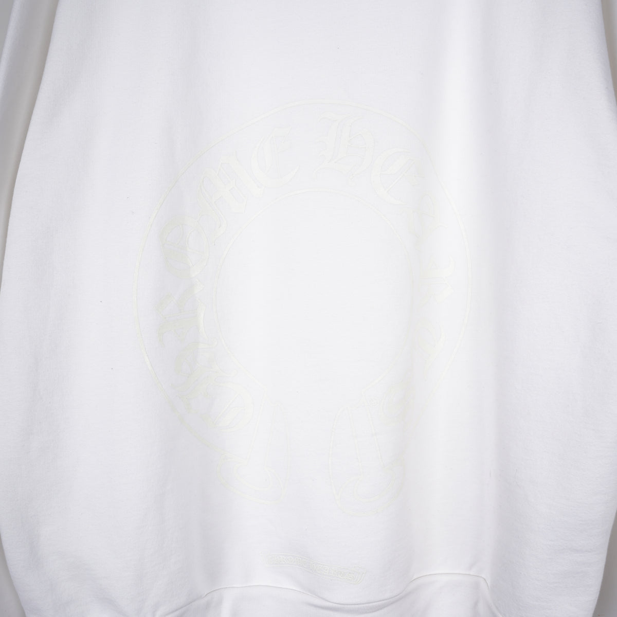 CHROME HEARTS WHITE ON WHITE HORSESHOE PRINT HOODIE