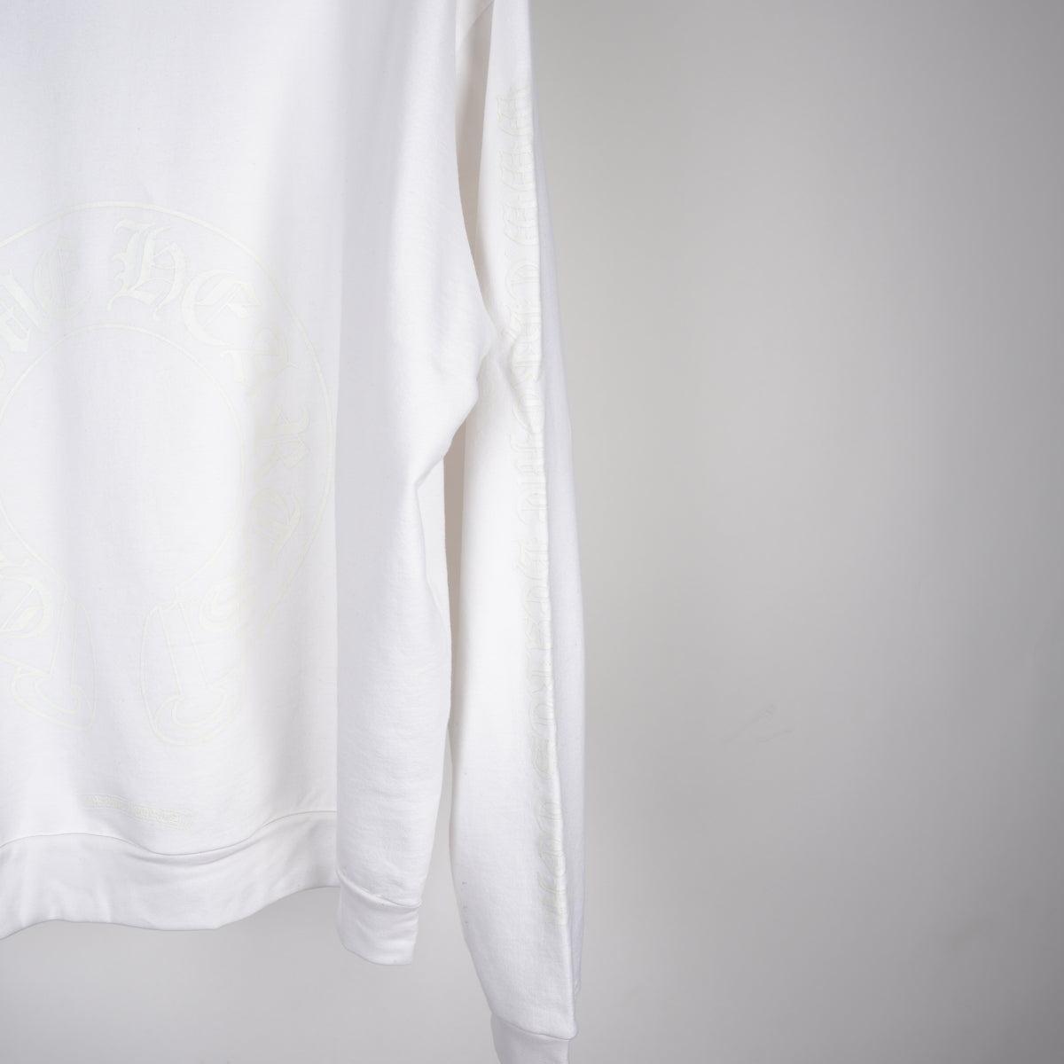 CHROME HEARTS WHITE ON WHITE HORSESHOE PRINT HOODIE