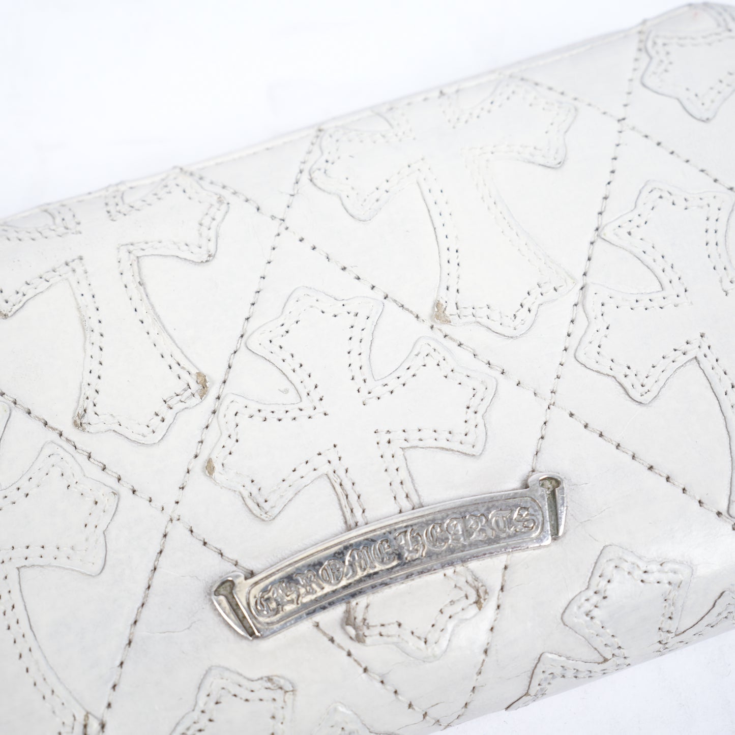 CHROME HEARTS WHITE QUILTED REC-F PATCH WALLET