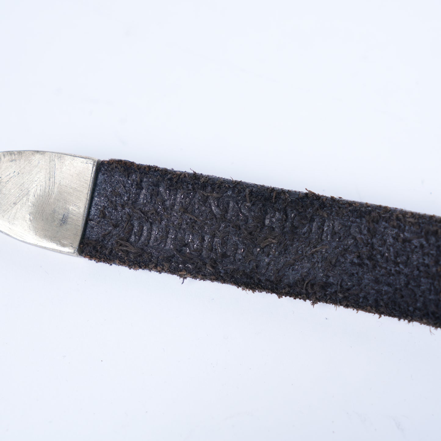 ENFANTS RICHES DEPRIMES GOODBYE FRANKIE BELT