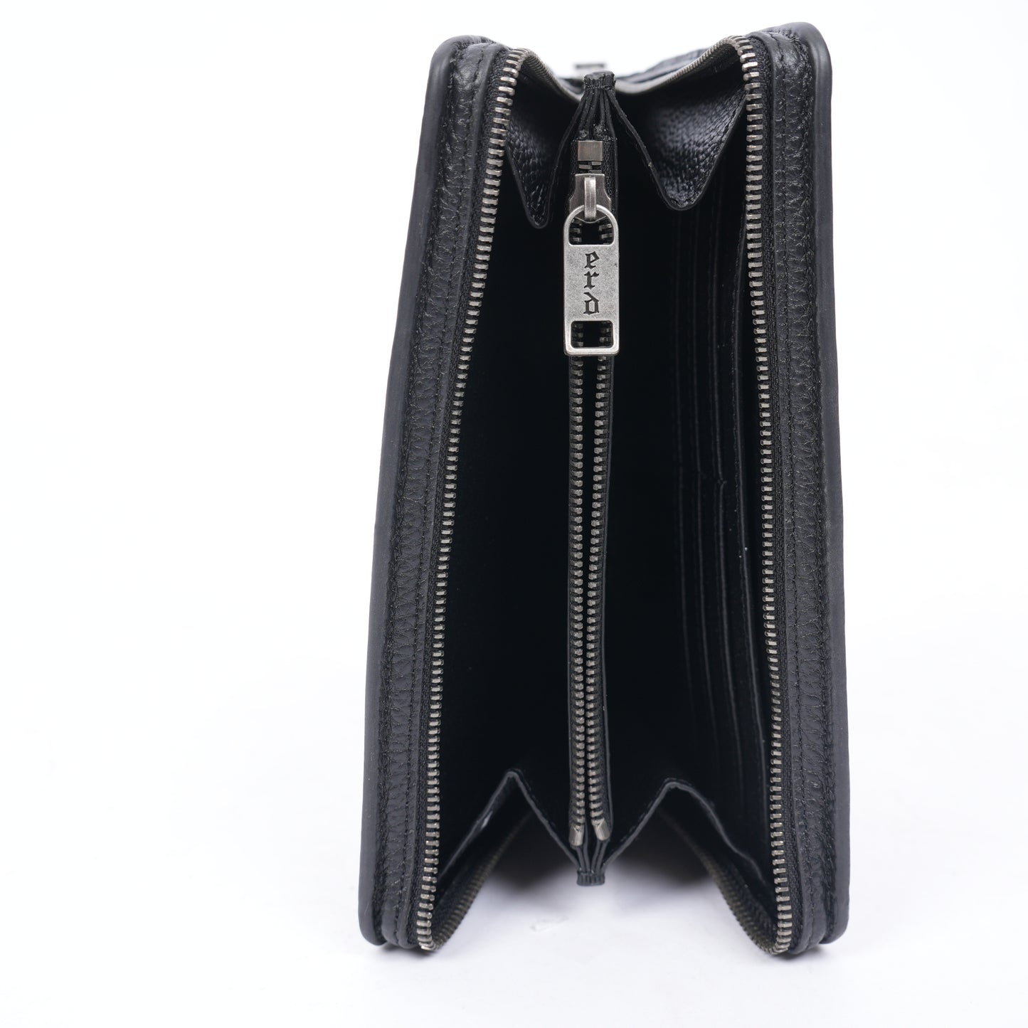 ERD CHRISTAINE F. CLUTCH WALLET