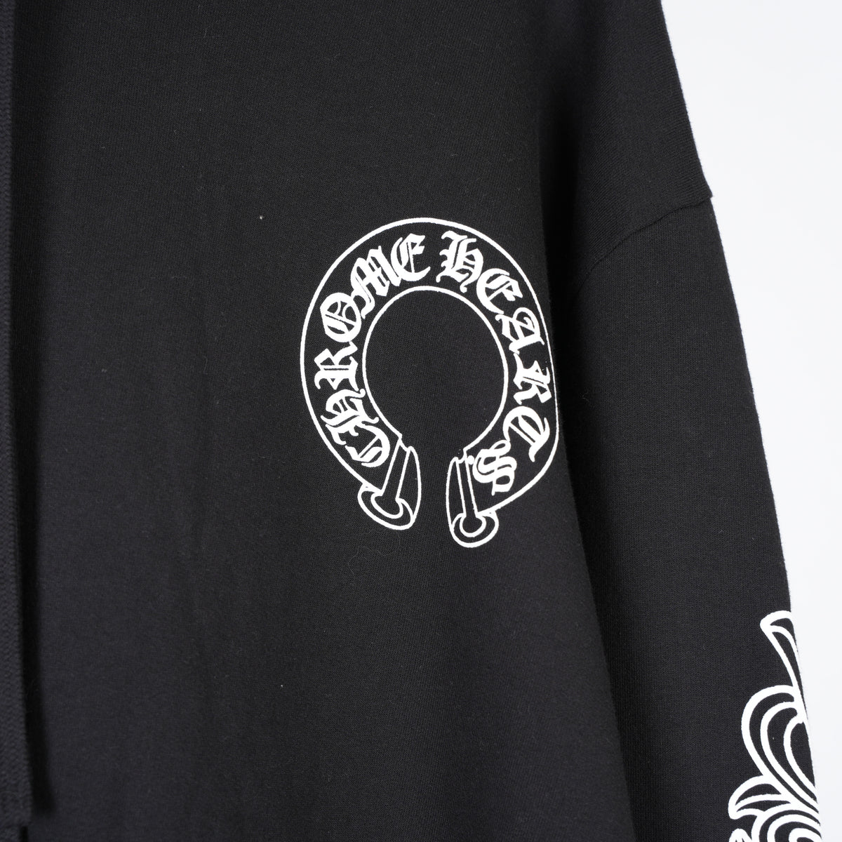 CHROME HEARTS BLACK HORSESHOE FLORAL PULLOVER HOODIE