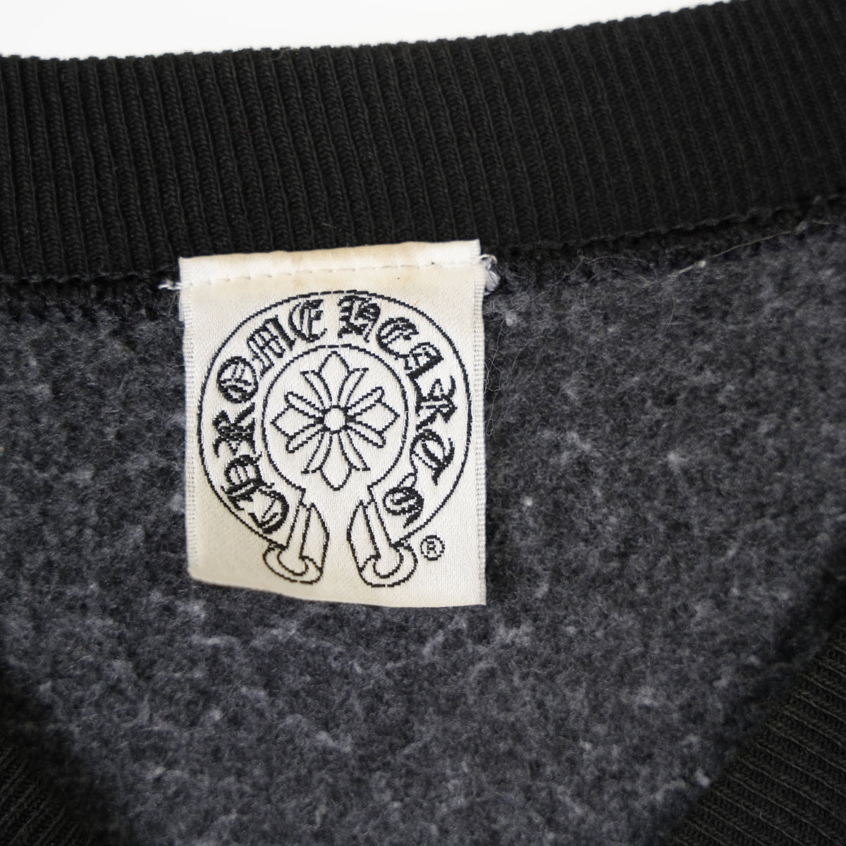 CHROME HEARTS VINTAGE SCRIPT HORSESHOE CREWNECK