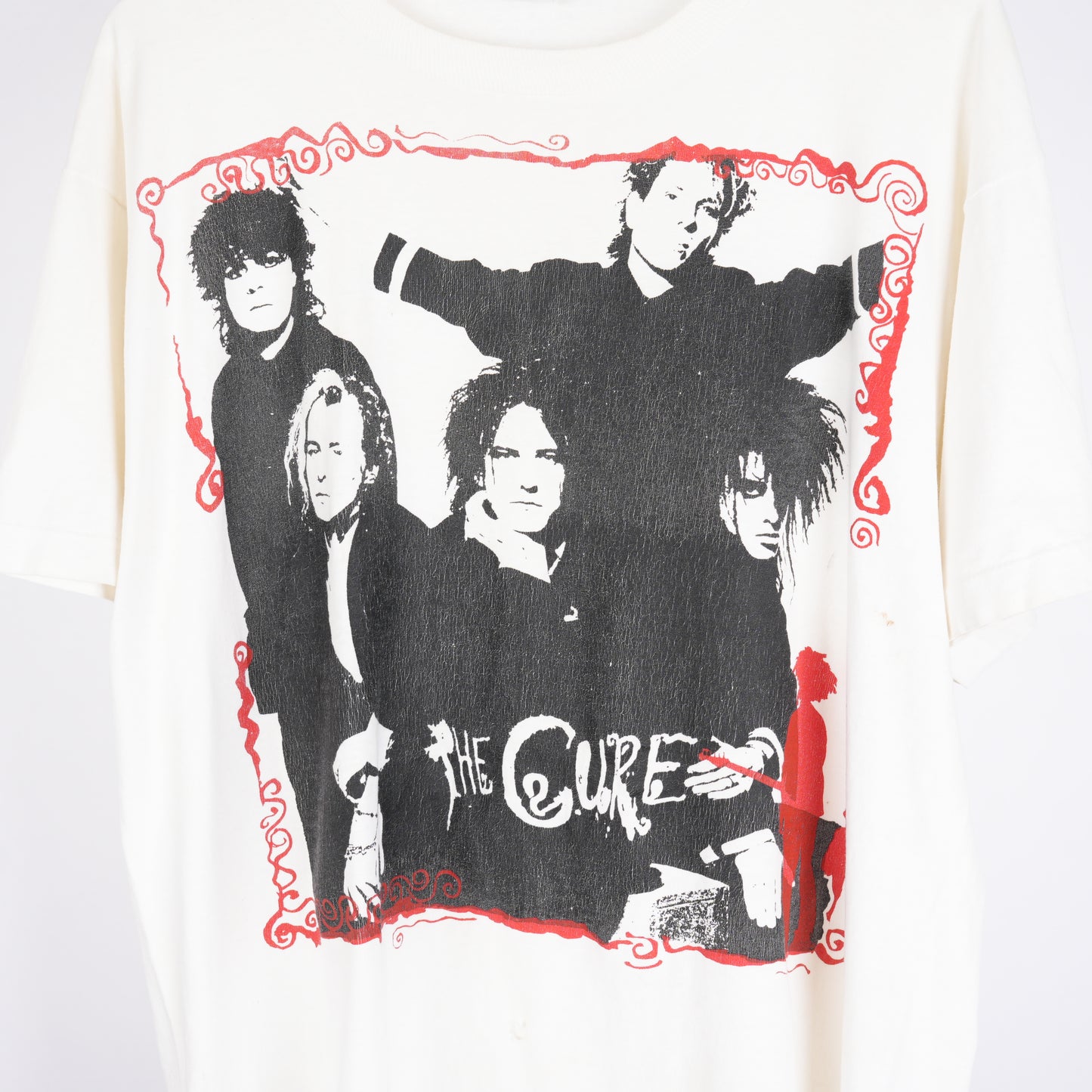 VINTAGE WHITE THE CURE TEE
