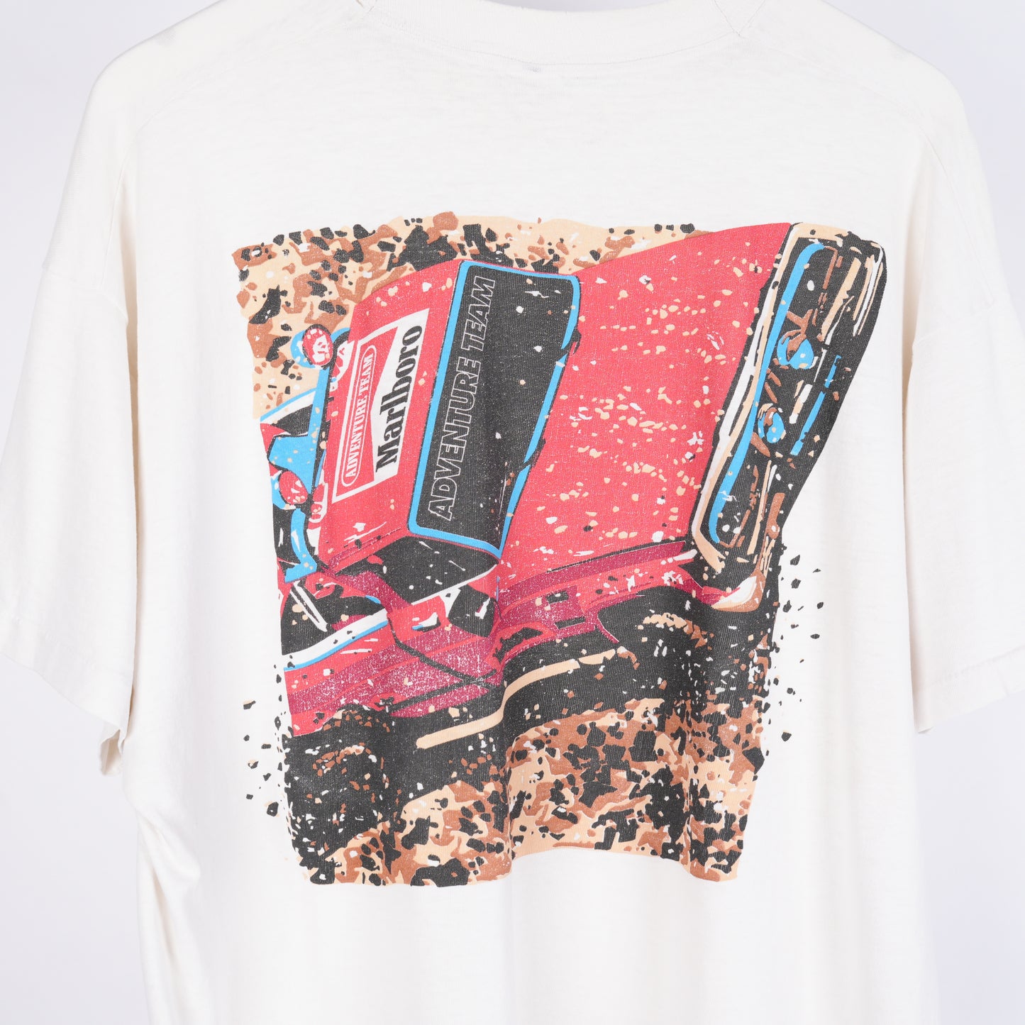 VINTAGE WHITE MARLBORO ADVENTURE TEAM TEE