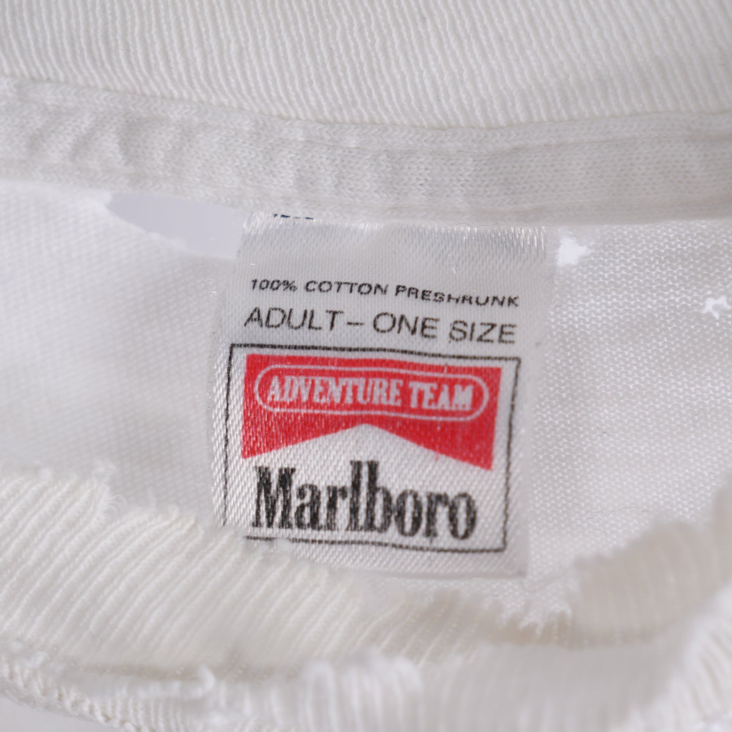 VINTAGE THRASHED WHITE MARLBORO ADVENTURE TEAM TEE