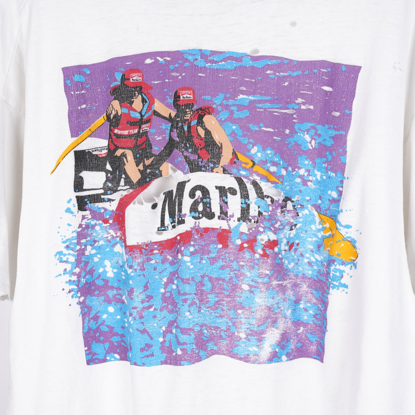 VINTAGE THRASHED WHITE MARLBORO ADVENTURE TEAM TEE