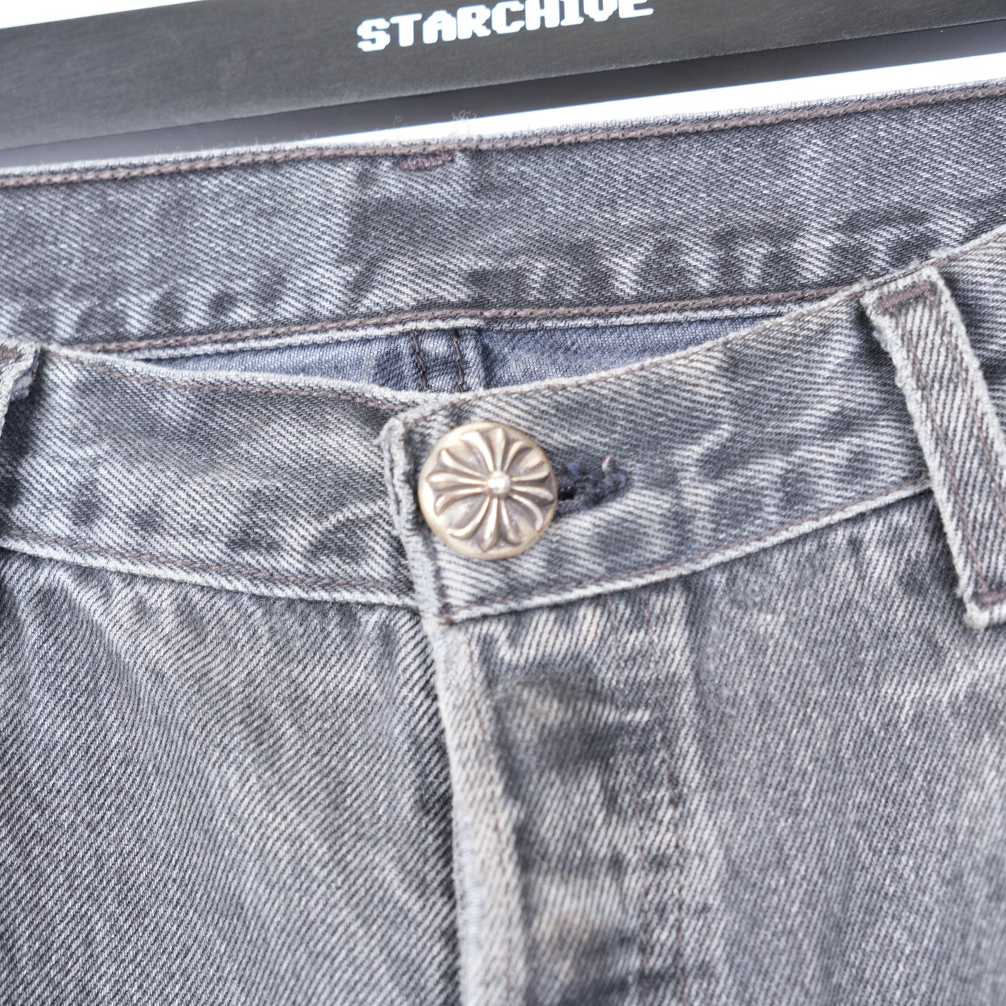 STAR STENCIL PANTS WITH HARDWARE