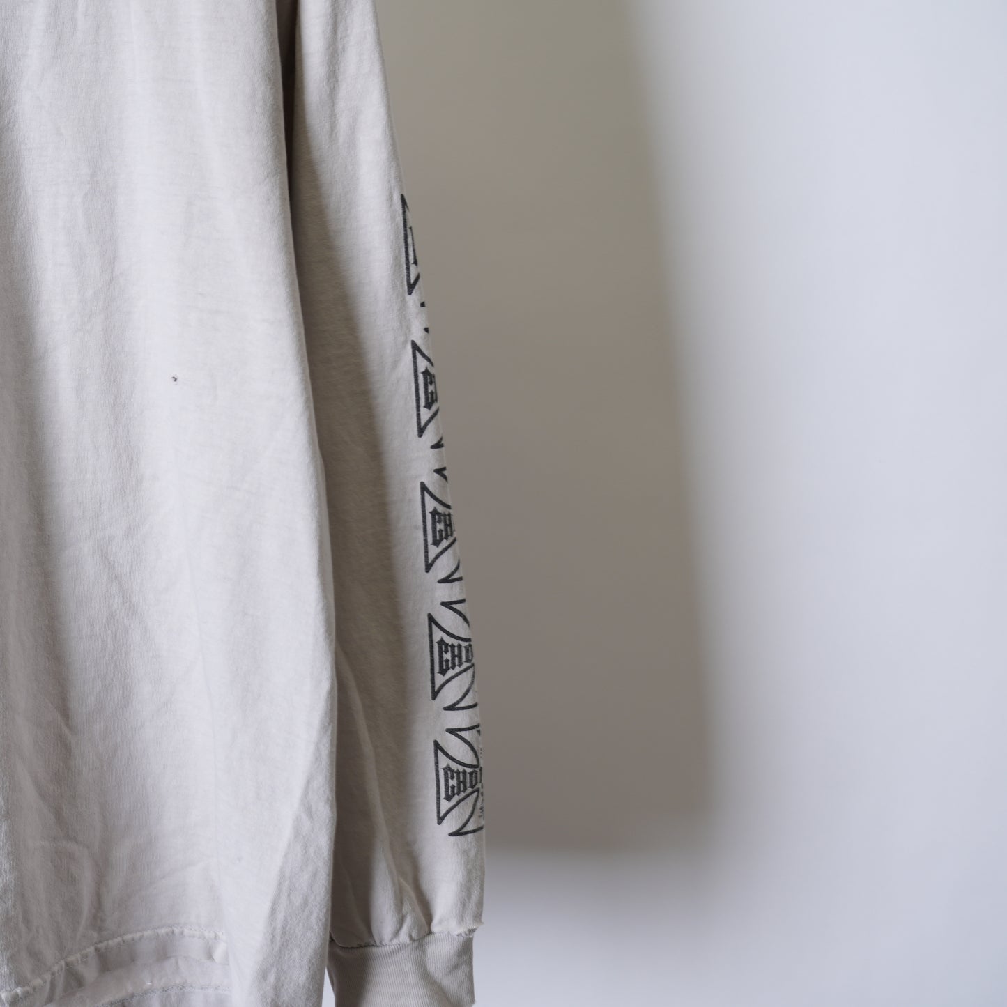 WCC FADED WHITE L/S T-SHIRT
