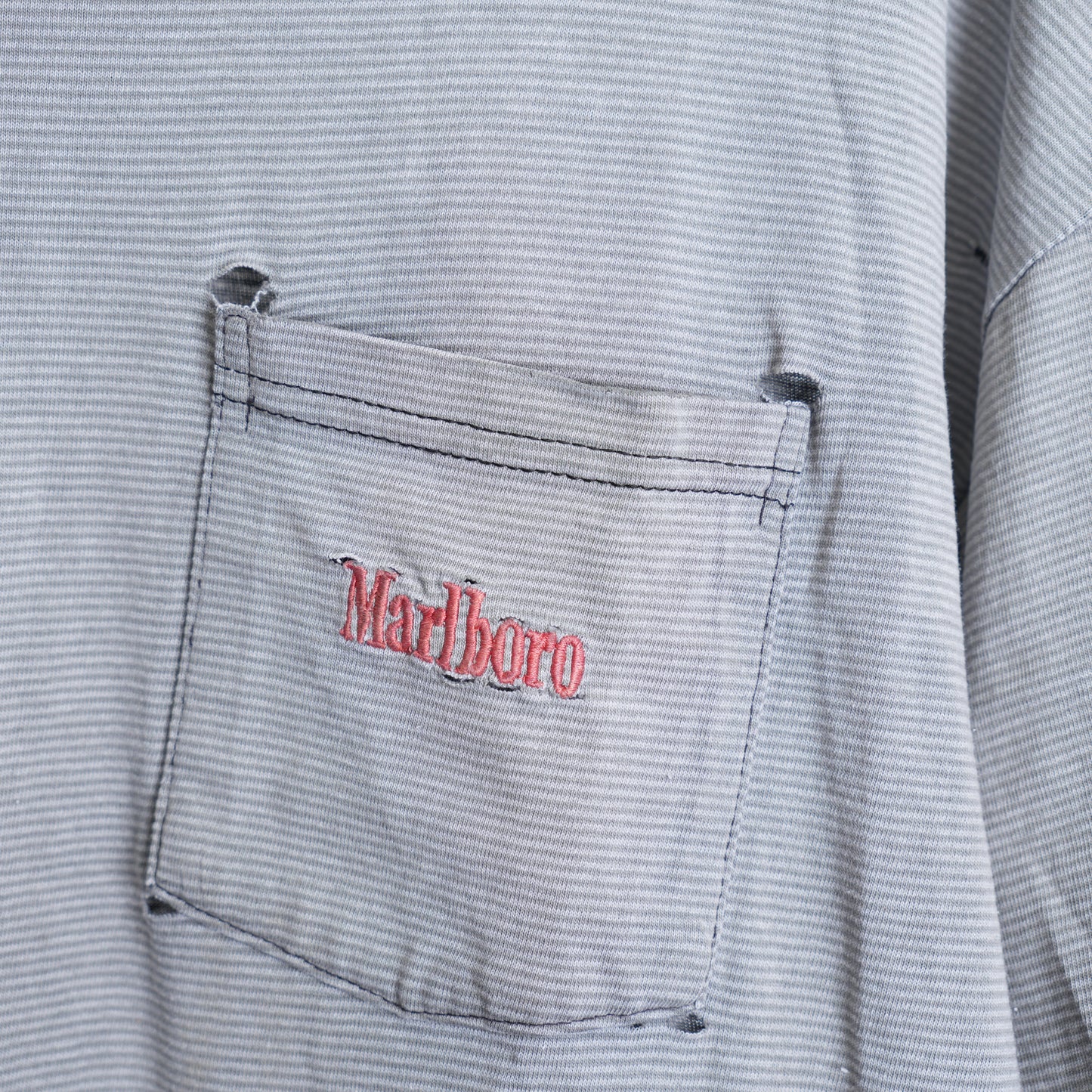 PINSTRIPE MARLBORO TEE