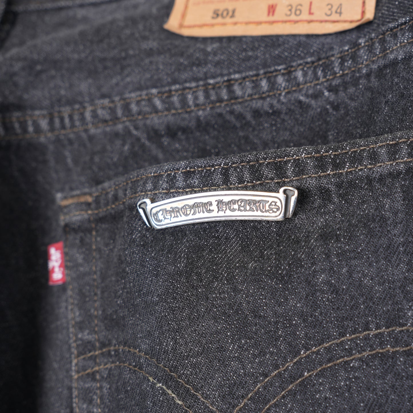 CHROME HEARTS BLACK CROSS PATCH 501 LEVI'S