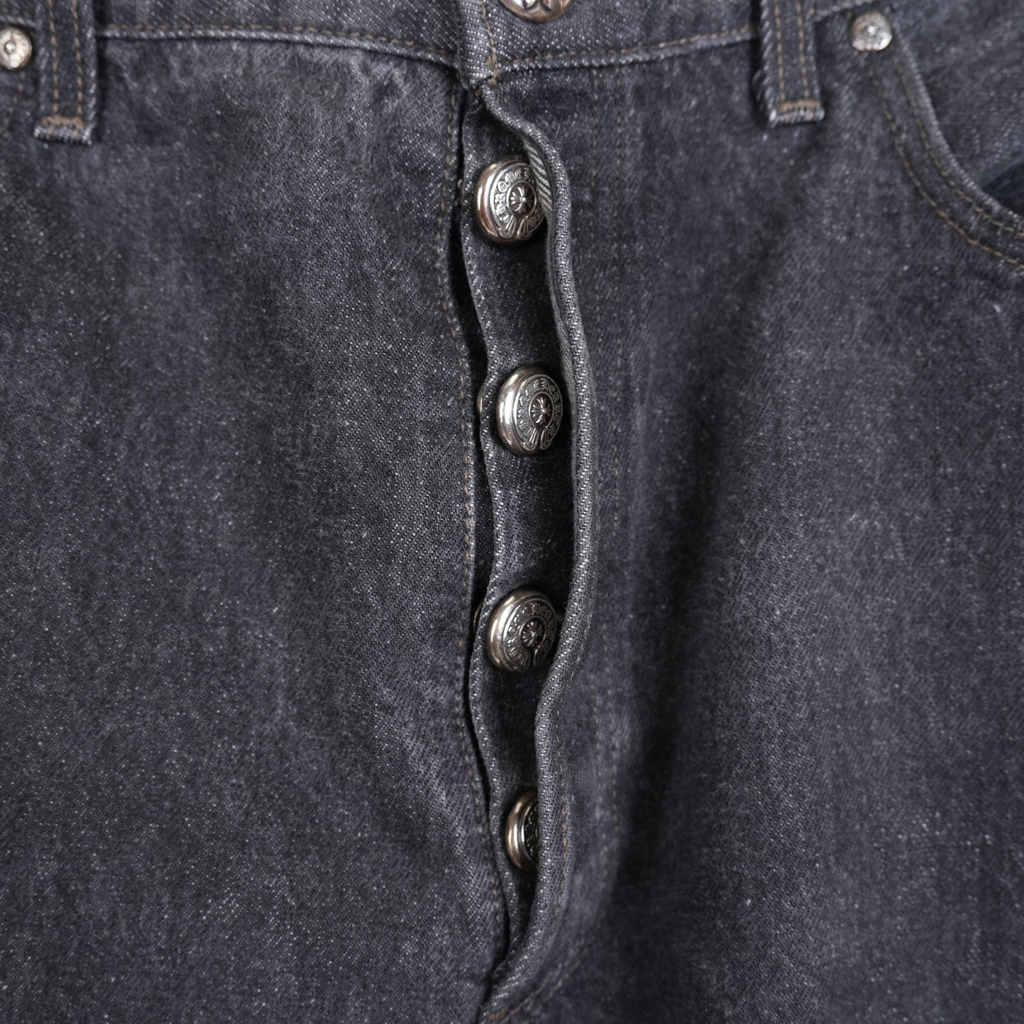 CHROME HEARTS BLACK CROSS PATCH 501 LEVI'S