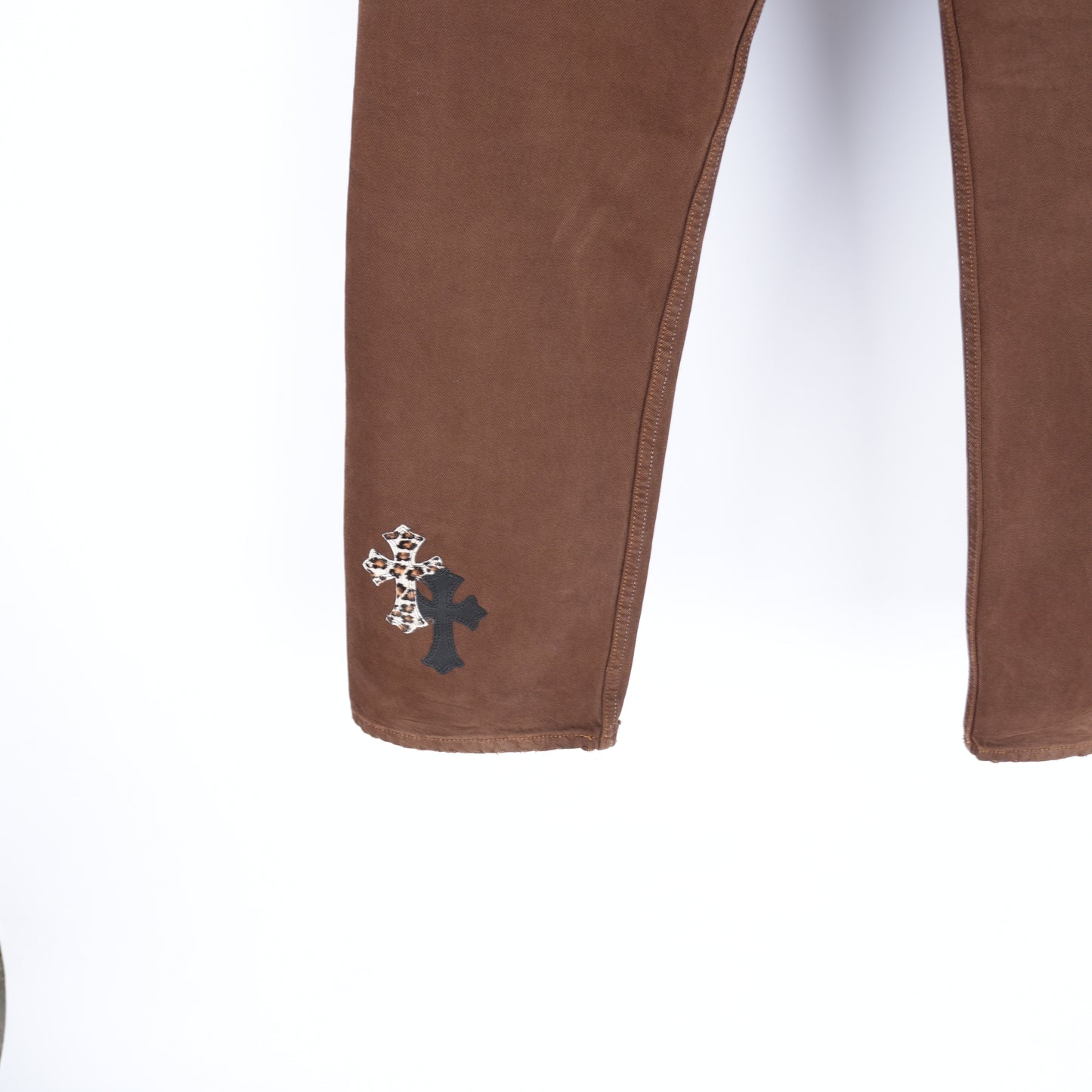 CHROME HEARTS BROWN NYFW CHEETAH PATCH JEANS