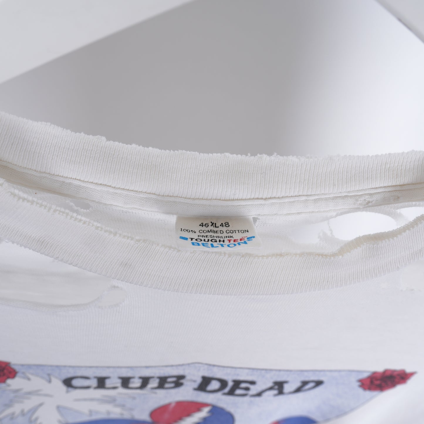 WHITE 1984 CLUB DEAD TEE
