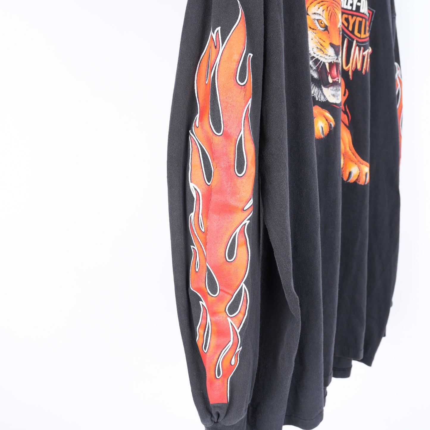 VINTAGE HARLEY DAVIDSON UNTAMED TIGER FLAME LONG SLEEVE TEE