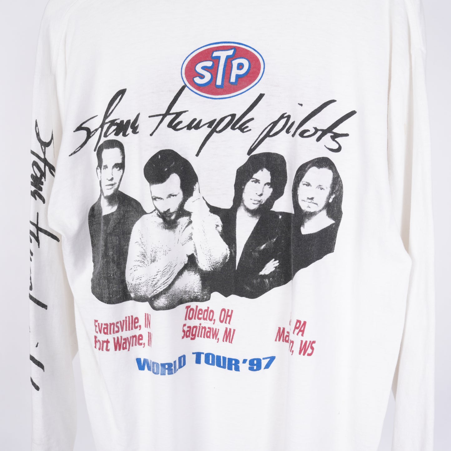 VINTAGE STP STONE TEMPLE PILOTS WORLD TOUR '97 WHITE LONG SLEEVE T-SHIRT