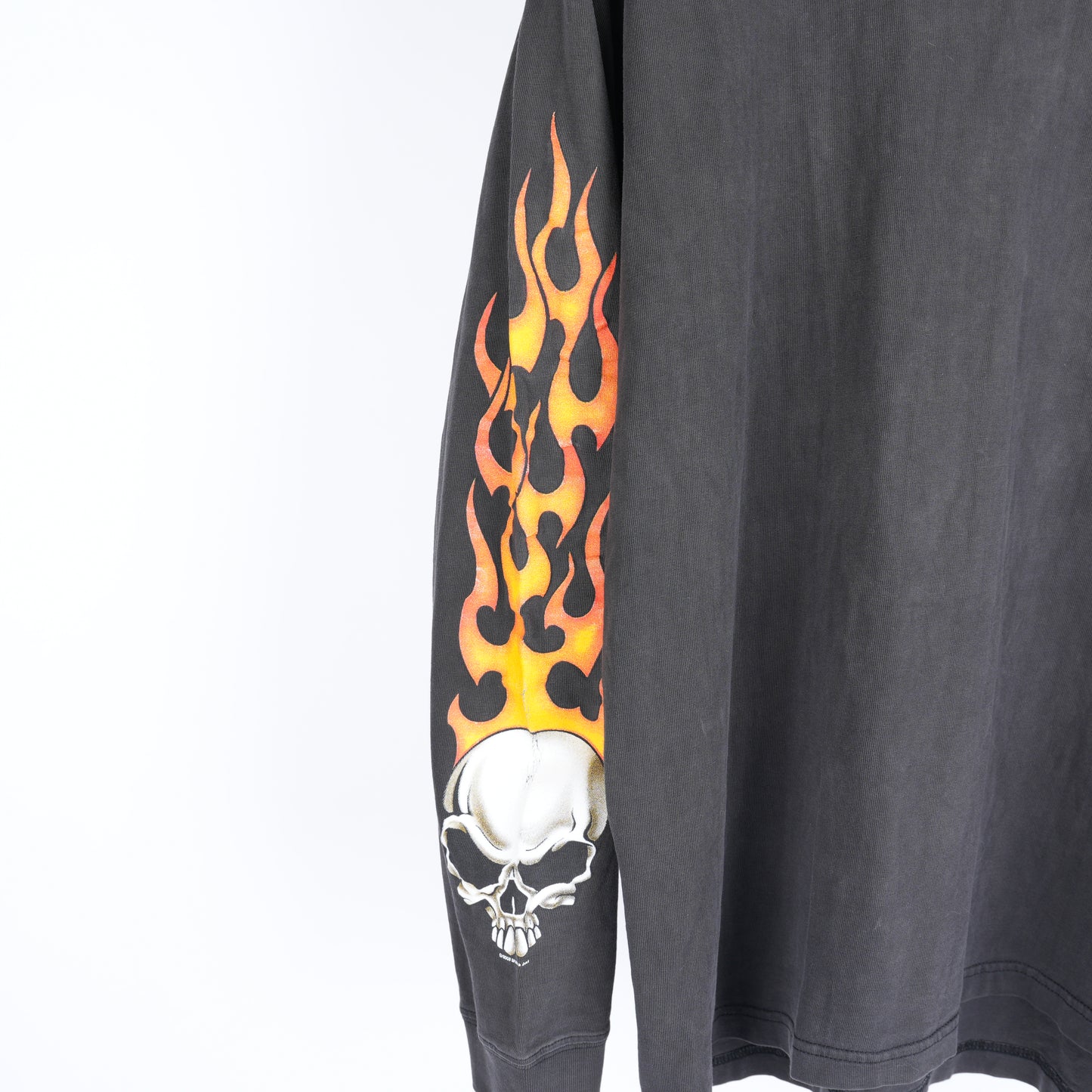 VINTAGE RENO FLAMES SKULL LONG SLEEVE TEE