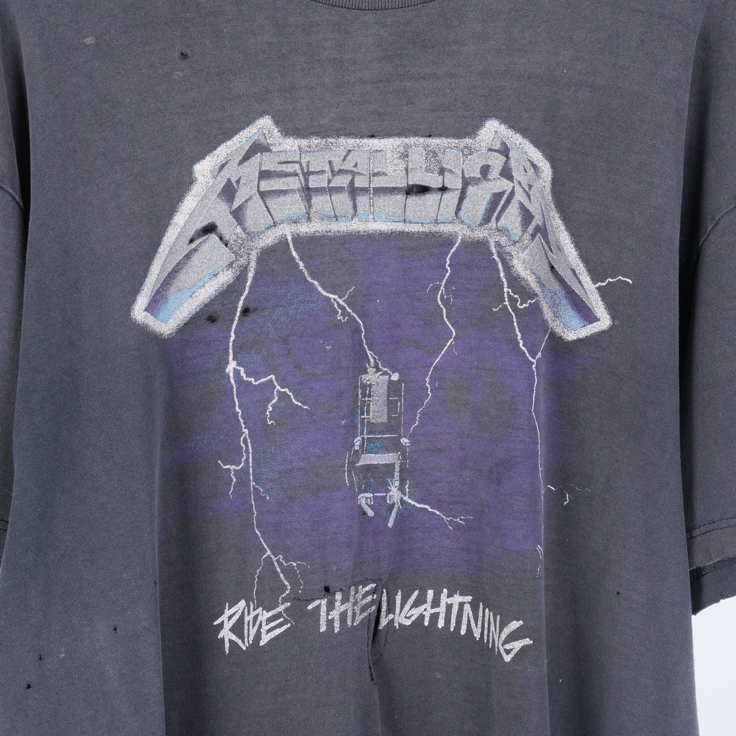 VINTAGE THRASHED METALLICA FADED BAND TEE