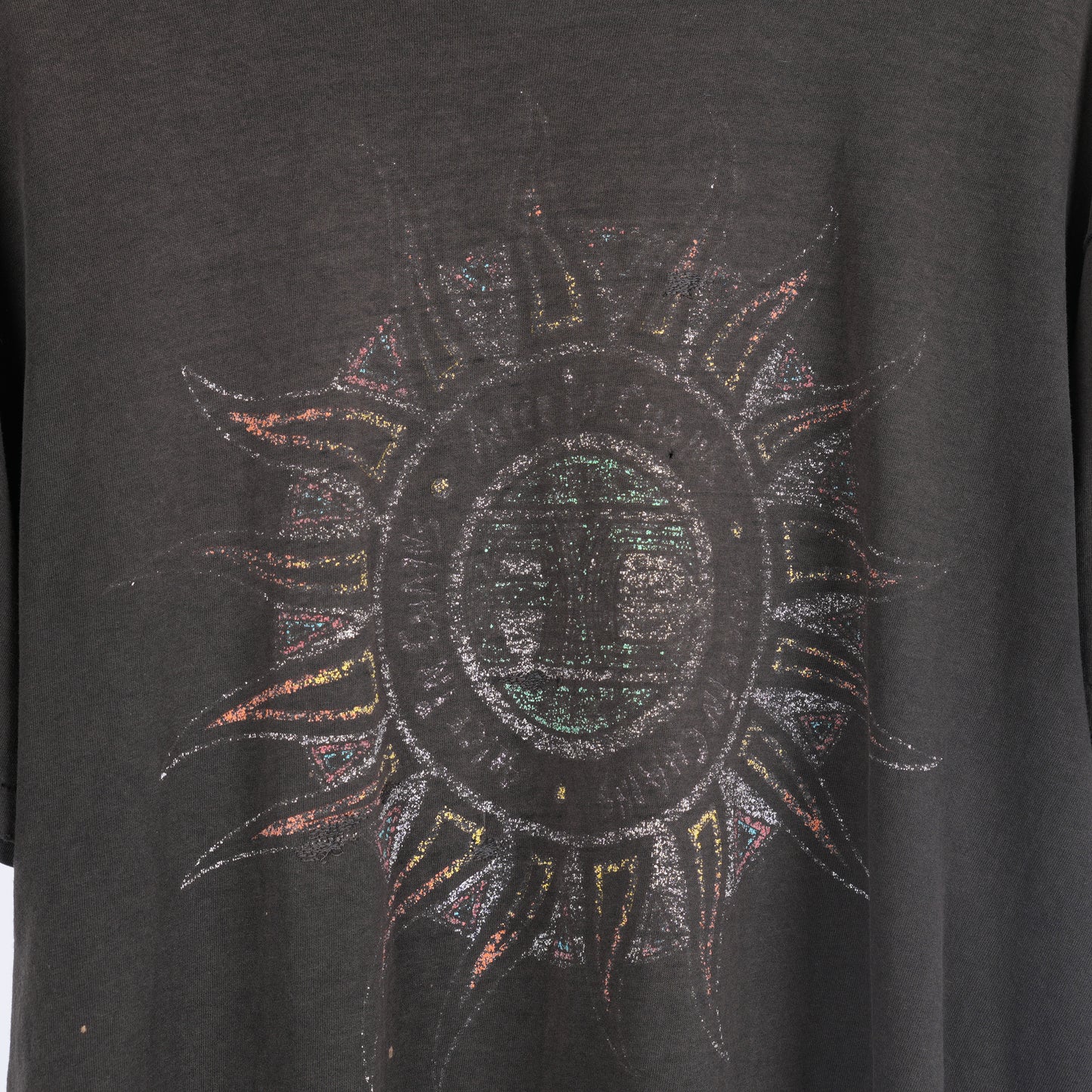 VINTAGE 1992 THRASHED ALICE IN CHAINS TEE