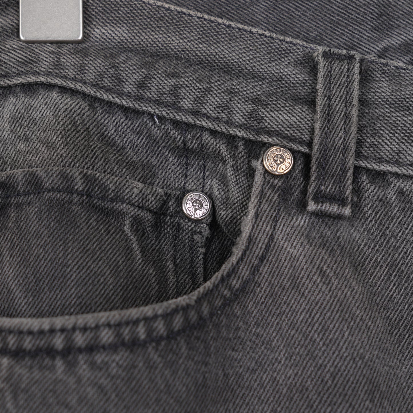 CHROME HEARTS GREY WASH WHITE PATCH LEVIS 501 DENIM