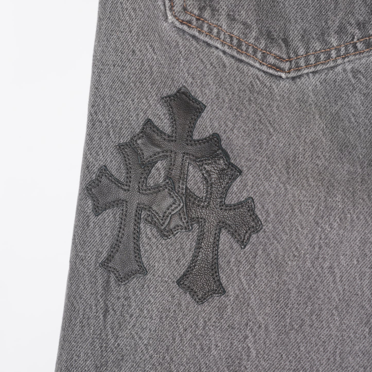 CHROME HEARTS BLACK CROSS PATCH 501 GREY LEVI'S DENIM