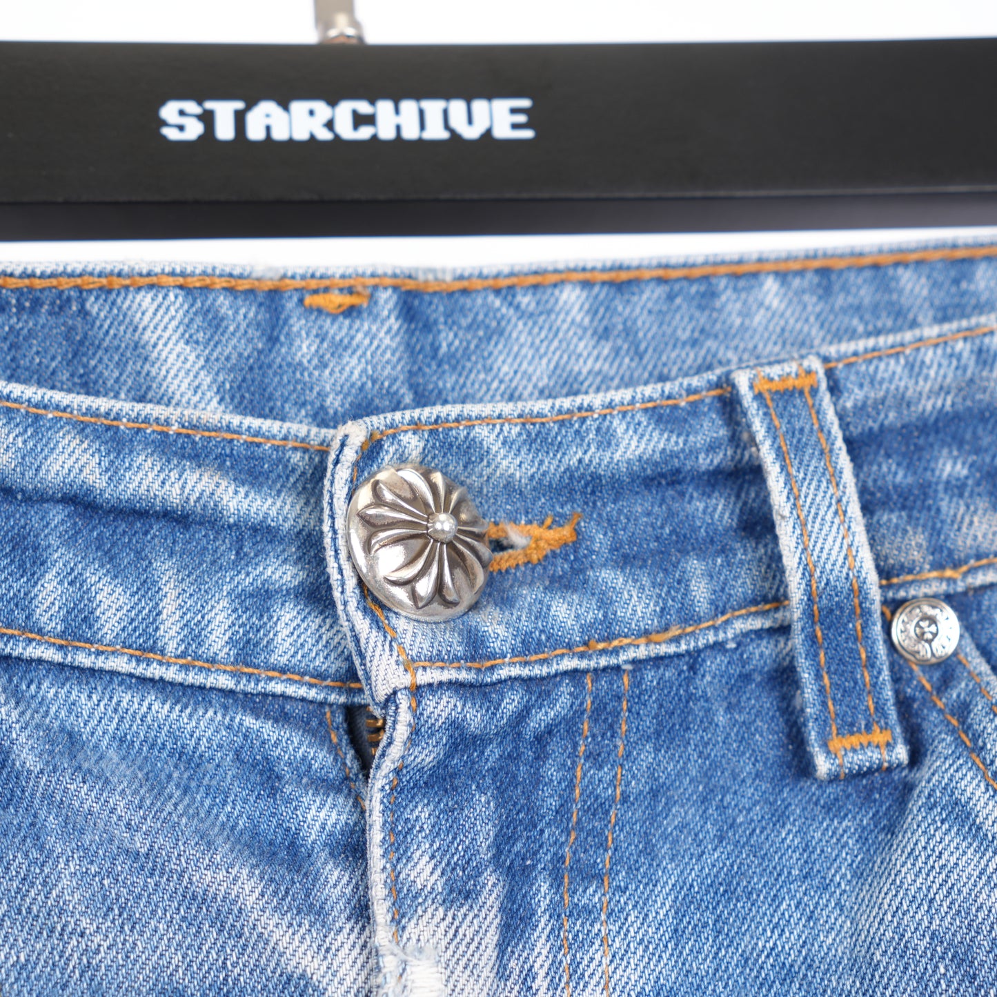 CHROME HEARTS CAMO STAR PATCH ORANGE TAB DENIM
