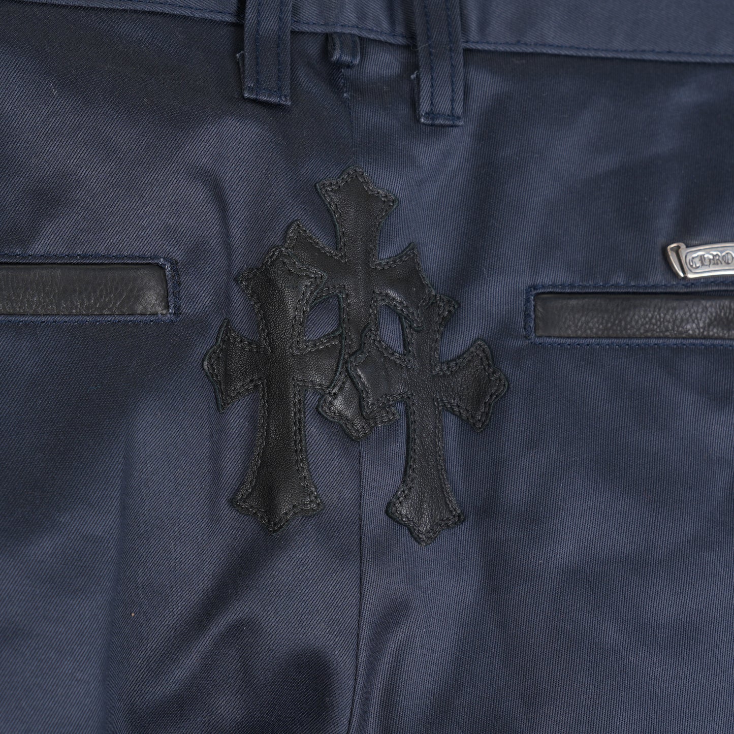 CHROME HEARTS NAVY CROSS PATCH CHINOS