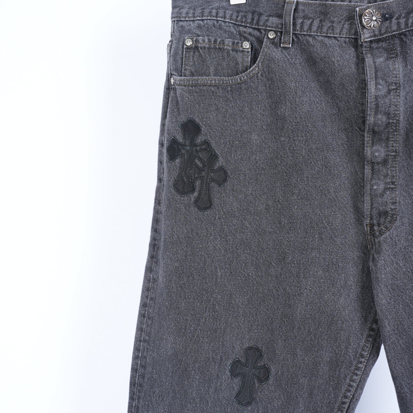CHROME HEARTS BLACK CROSS PATCH 501 LEVI