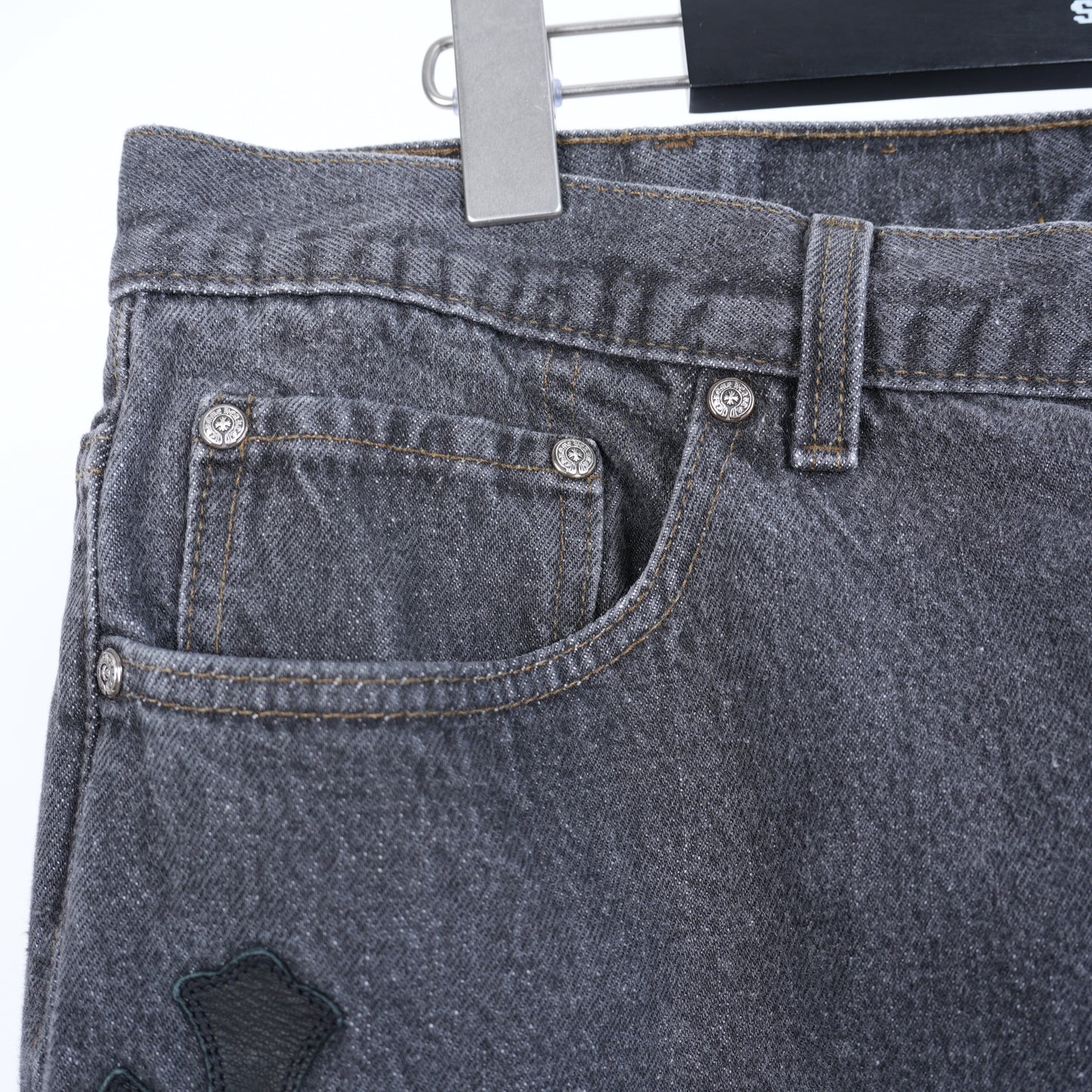 CHROME HEARTS BLACK CROSS PATCH 501 LEVI